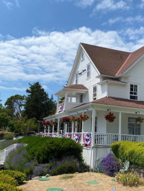 Orcas Hotel